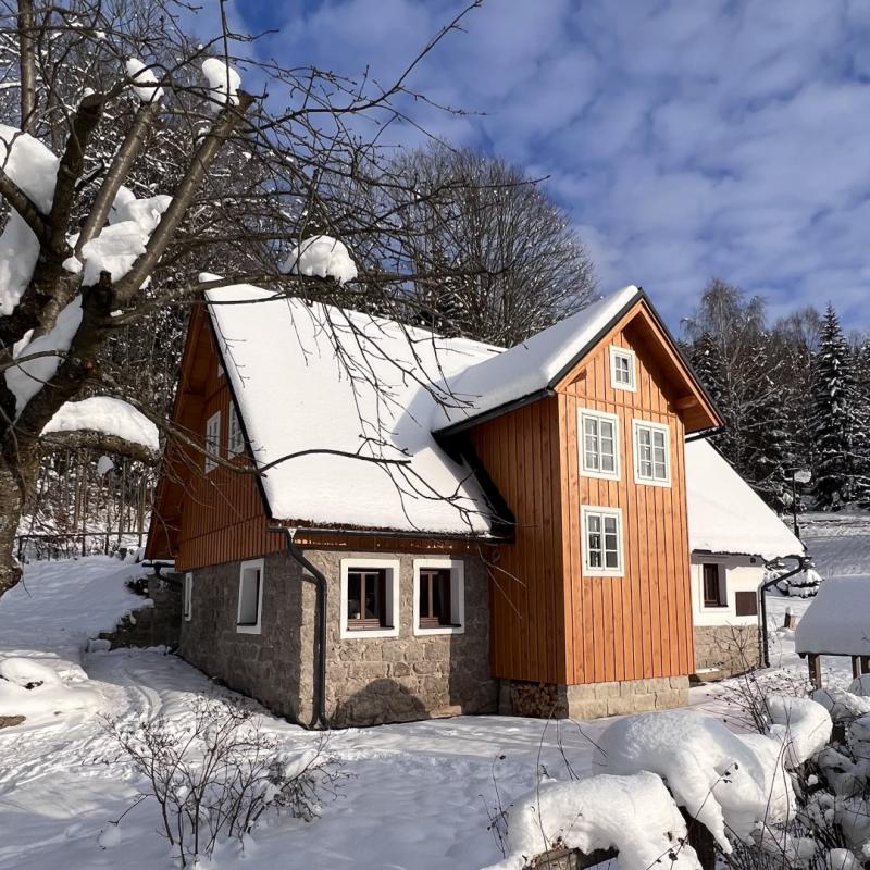 Preview photo for an amazing place. The image is connected to the given place.