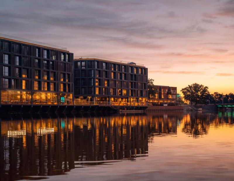 Preview photo for an amazing place. The image is connected to the given place.