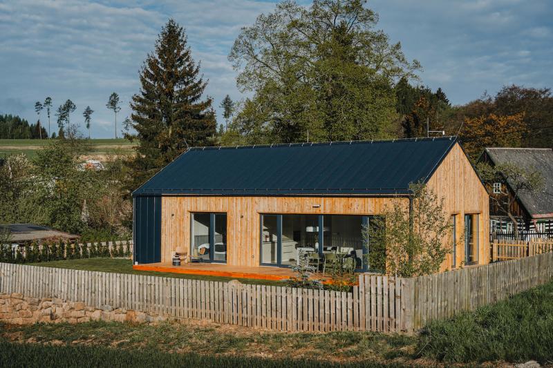 Preview photo for an amazing place. The image is connected to the given place.