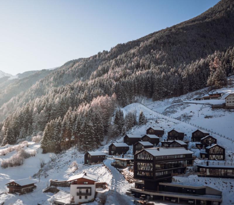 Preview photo for an amazing place. The image is connected to the given place.