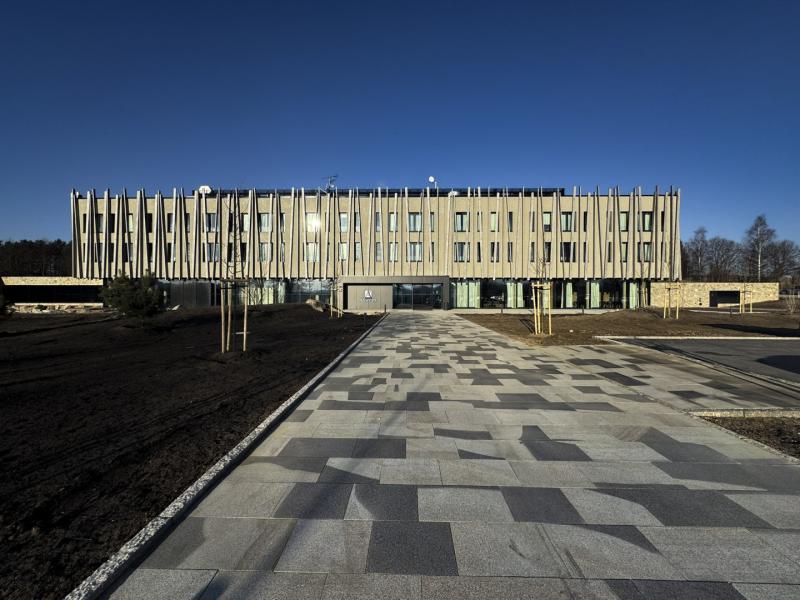 Preview photo for an amazing place. The image is connected to the given place.