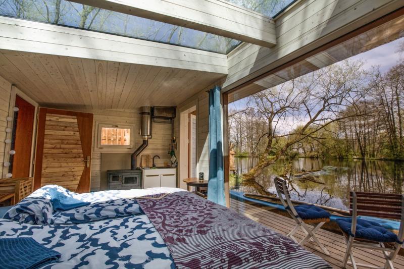 Preview photo for an amazing place. The image is connected to the given place.