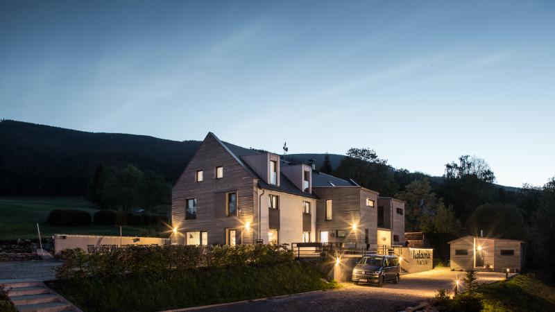 Preview photo for an amazing place. The image is connected to the given place.