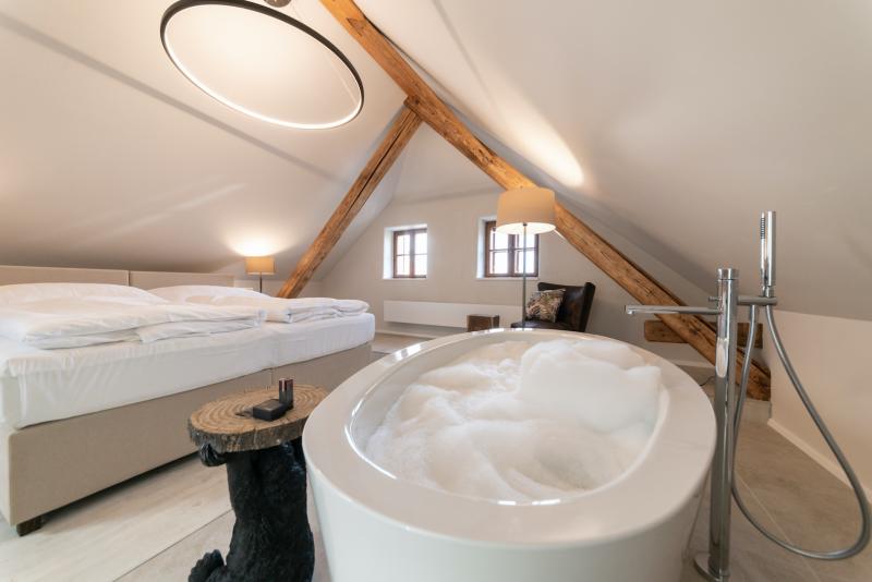 Preview photo for an amazing place. The image is connected to the given place.