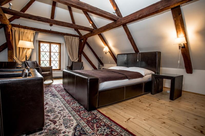 Preview photo for an amazing place. The image is connected to the given place.