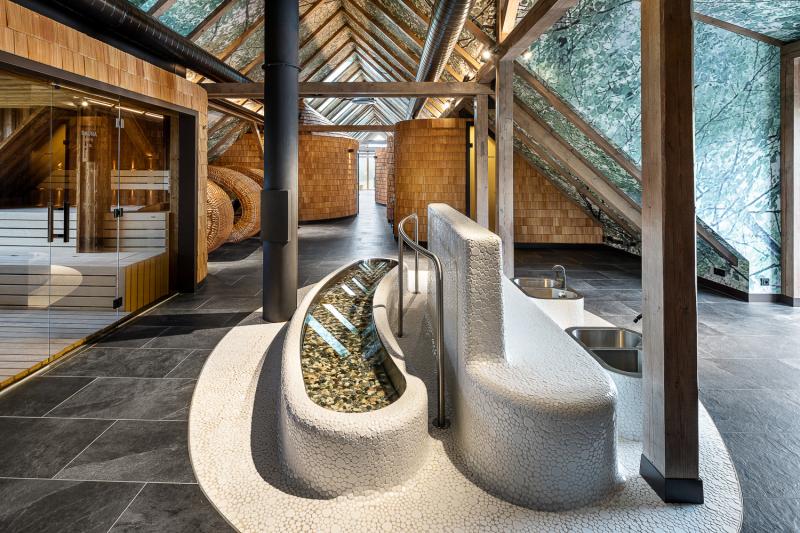 Preview photo for an amazing place. The image is connected to the given place.