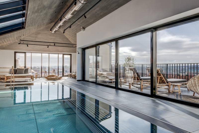 Preview photo for an amazing place. The image is connected to the given place.