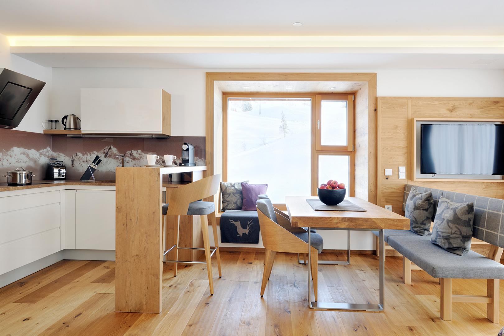 Preview photo. The image is connected to the amazing place. The image is part of the photo-gallery of the amazing place.