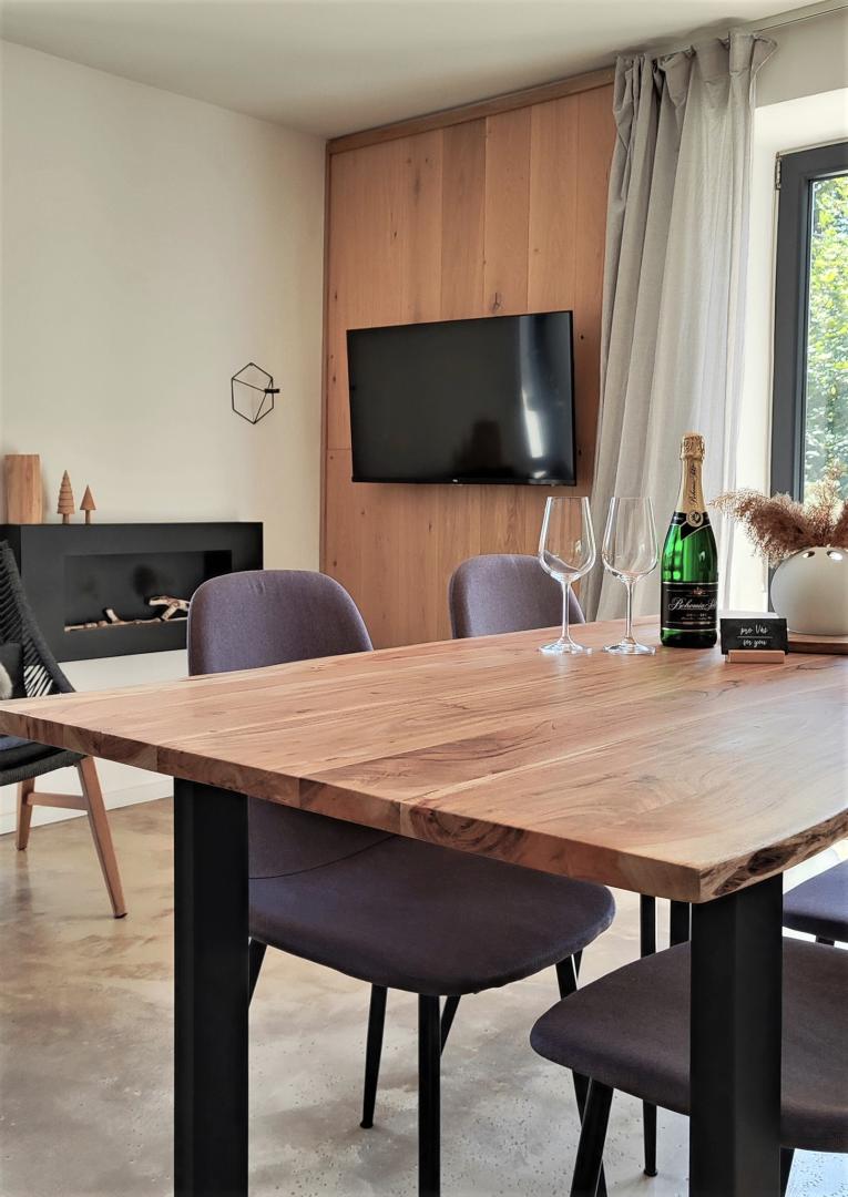 Preview photo. The image is connected to the amazing place. The image is part of the photo-gallery of the amazing place.