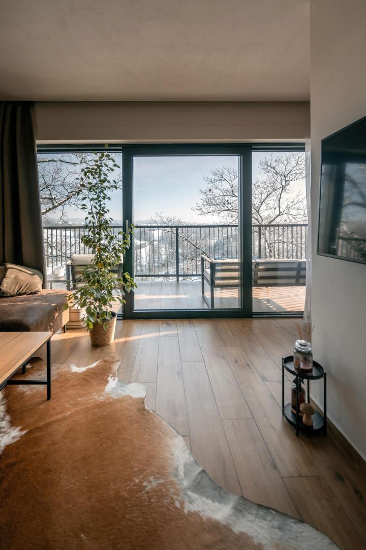 Preview photo. The image is connected to the amazing place. The image is part of the photo-gallery of the amazing place.