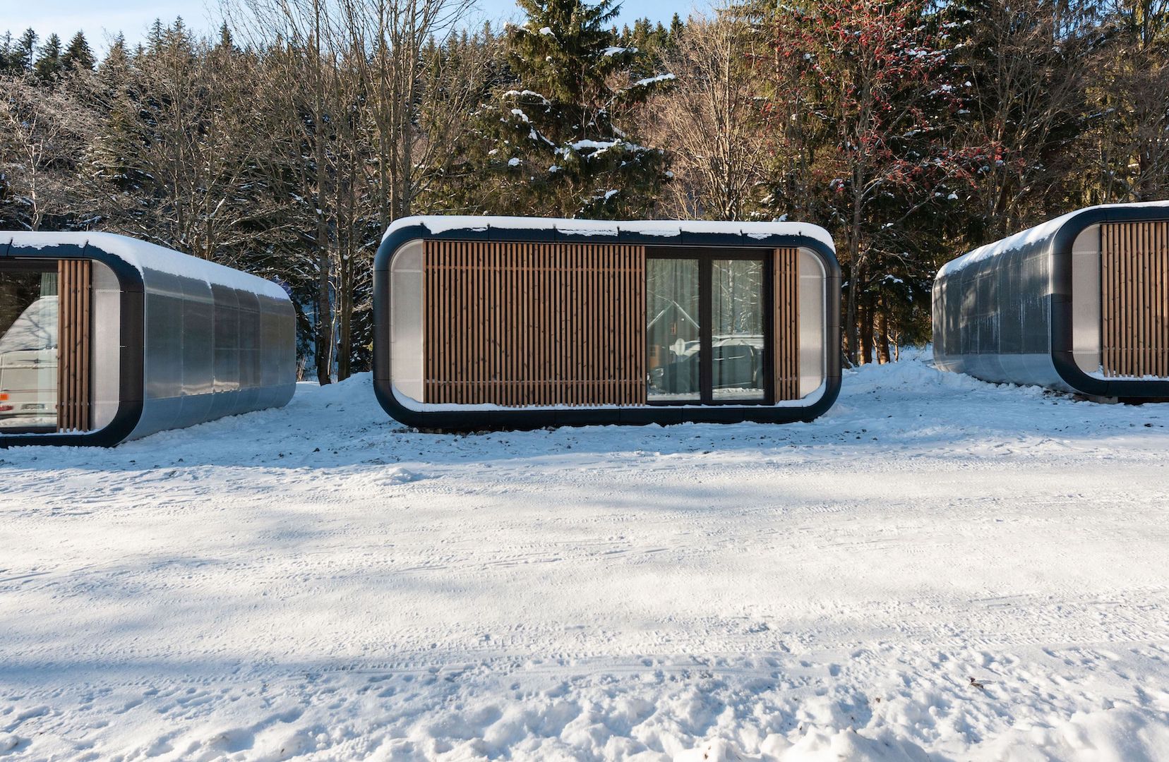 Preview photo in the page header. The image is part of the site structure and could be connected to the content.