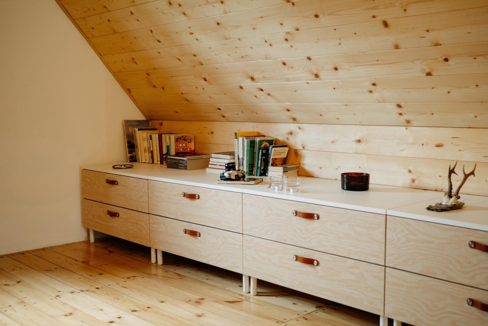 Preview photo. The image is connected to the amazing place. The image is part of the photo-gallery of the amazing place.