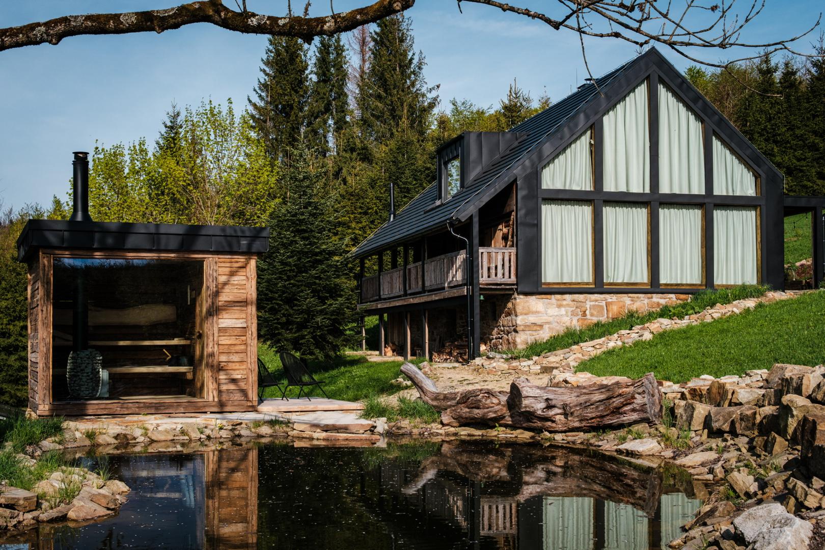 Preview photo. The image is connected to the amazing place. The image is part of the photo-gallery of the amazing place.