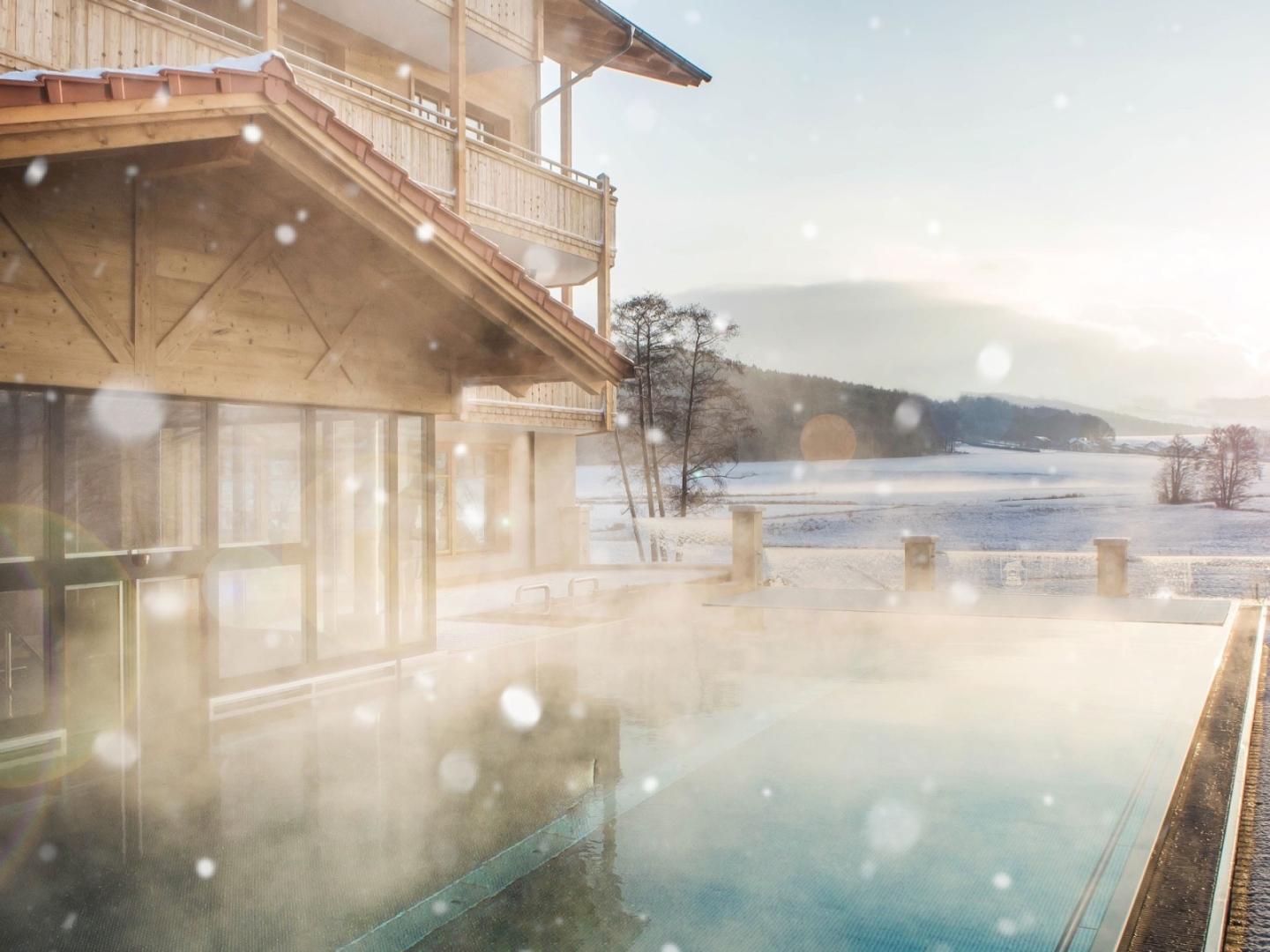 Preview photo in the page header. The image is part of the site structure and could be connected to the content.