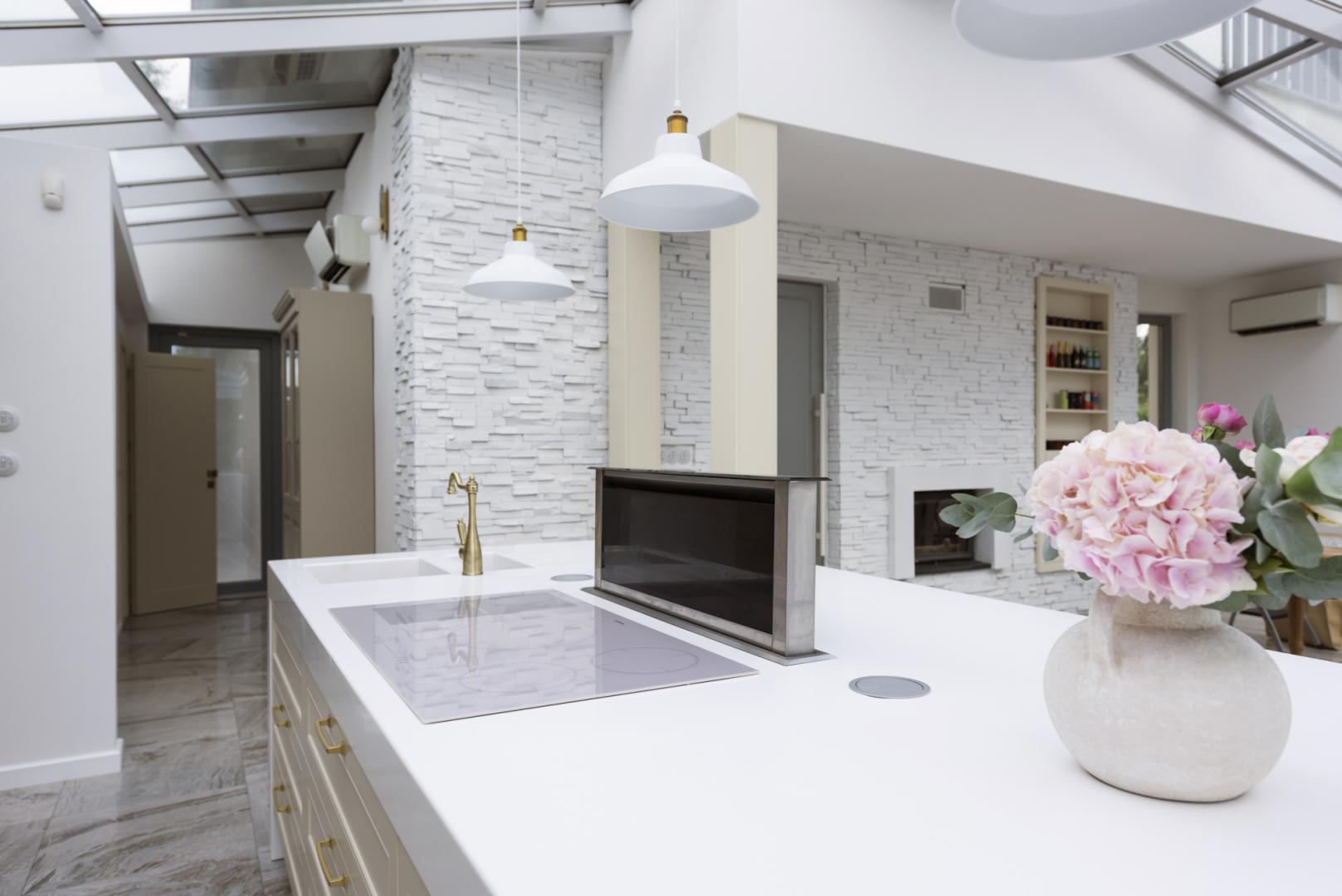 Preview photo. The image is connected to the amazing place. The image is part of the photo-gallery of the amazing place.