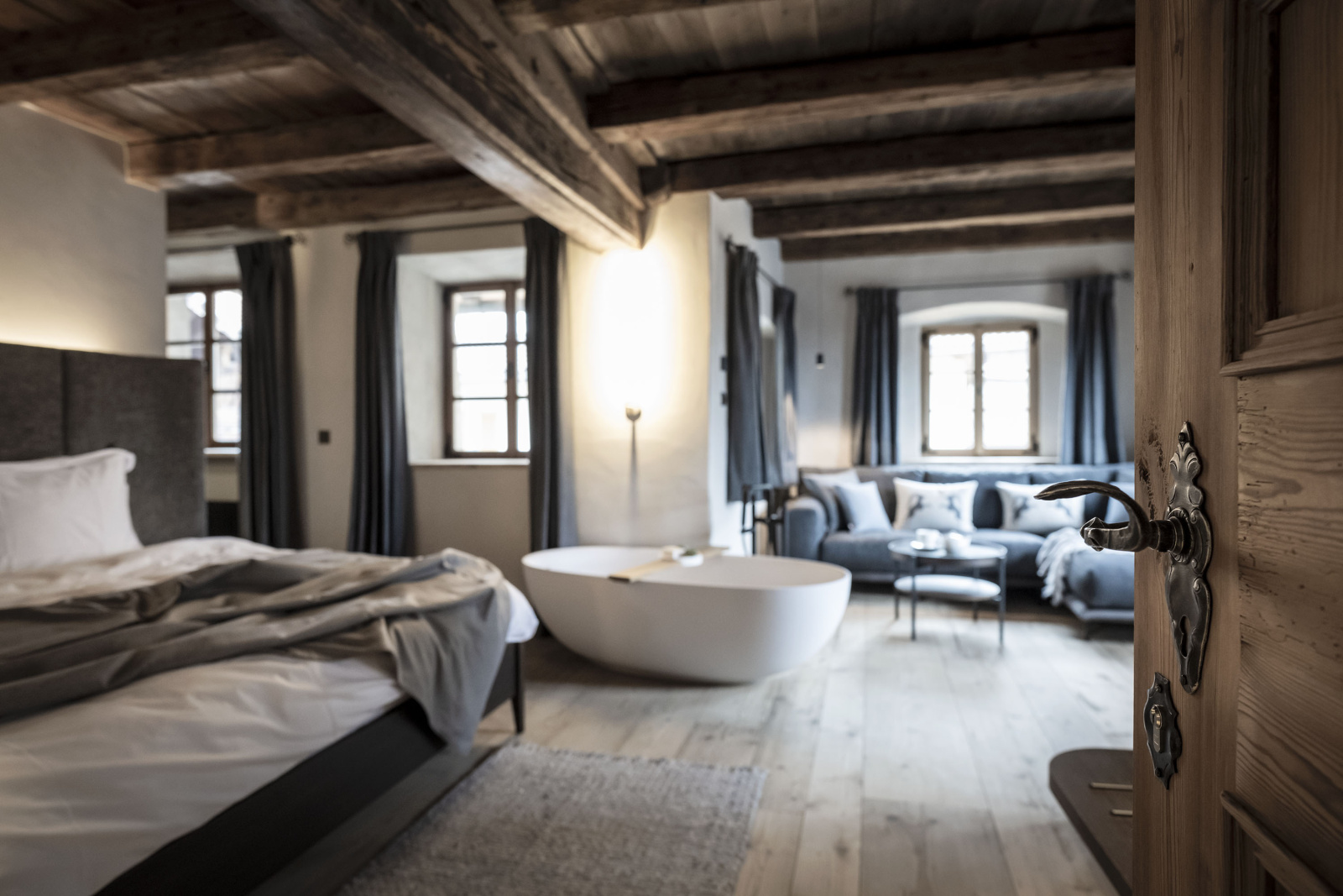 Preview photo. The image is connected to the amazing place. The image is part of the photo-gallery of the amazing place.