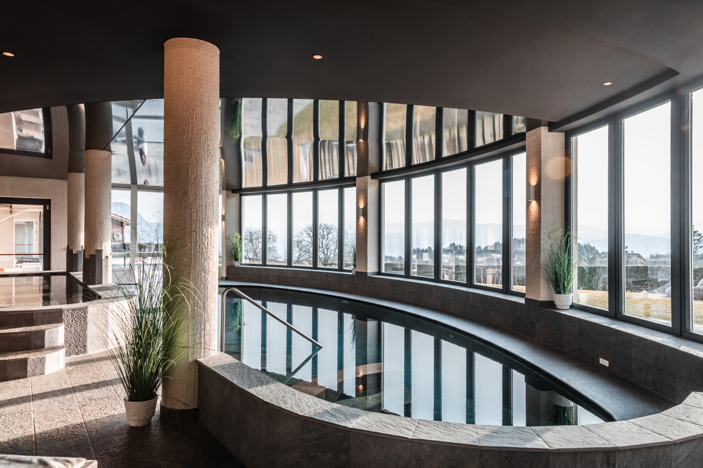 Preview photo. The image is connected to the amazing place. The image is part of the photo-gallery of the amazing place.