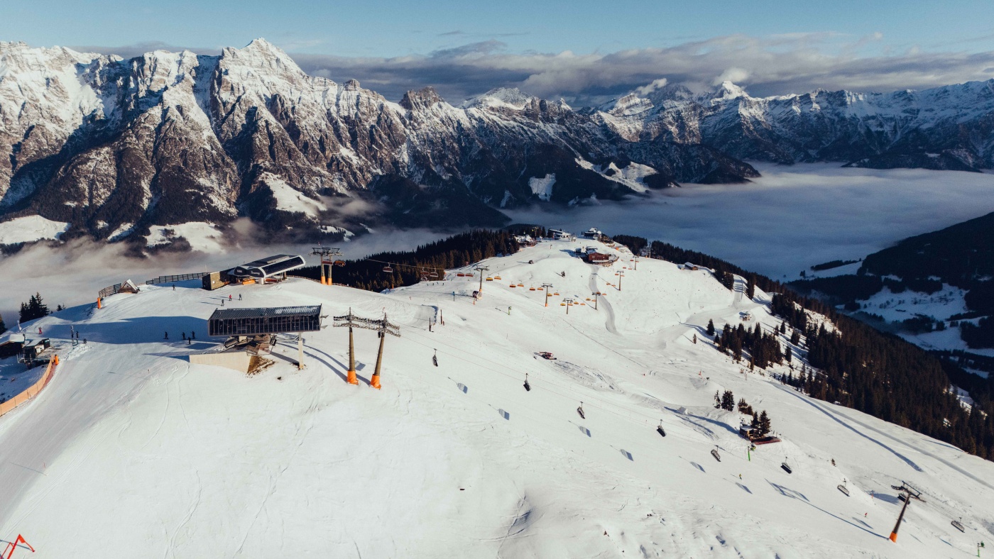 Preview photo. The image is connected to the amazing place. The image is part of the photo-gallery of the amazing place.