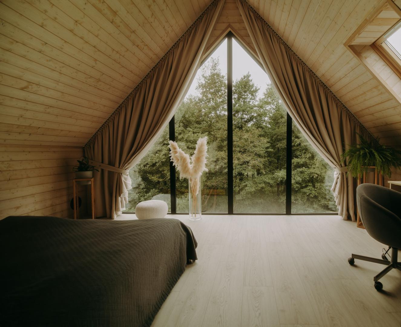 Preview photo. The image is connected to the amazing place. The image is part of the photo-gallery of the amazing place.