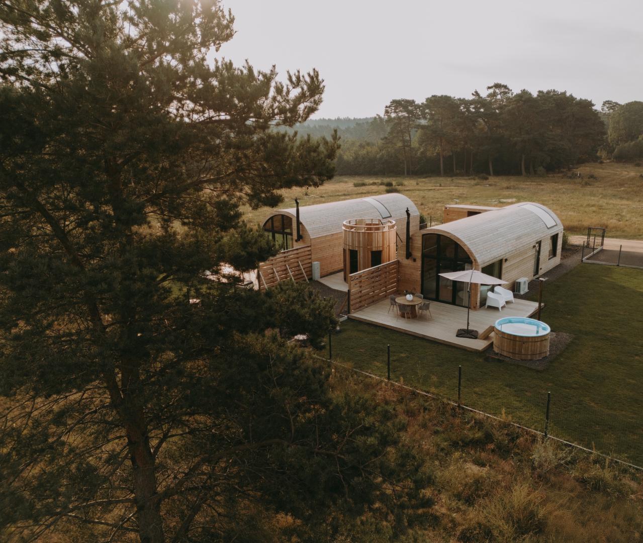 Preview photo in the page header. The image is part of the site structure and could be connected to the content.