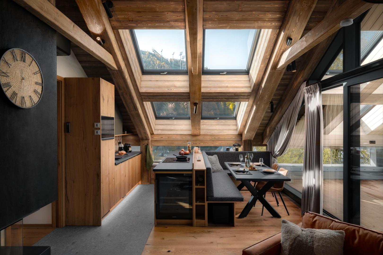 Preview photo. The image is connected to the amazing place. The image is part of the photo-gallery of the amazing place.