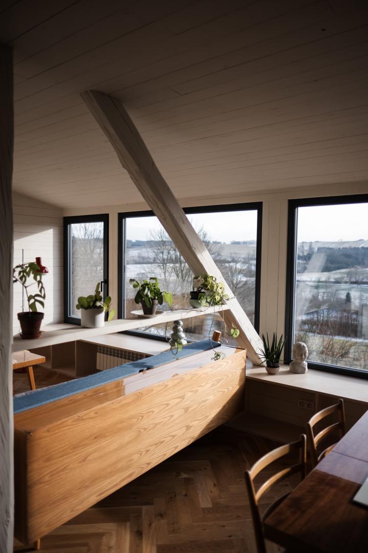 Preview photo. The image is connected to the amazing place. The image is part of the photo-gallery of the amazing place.