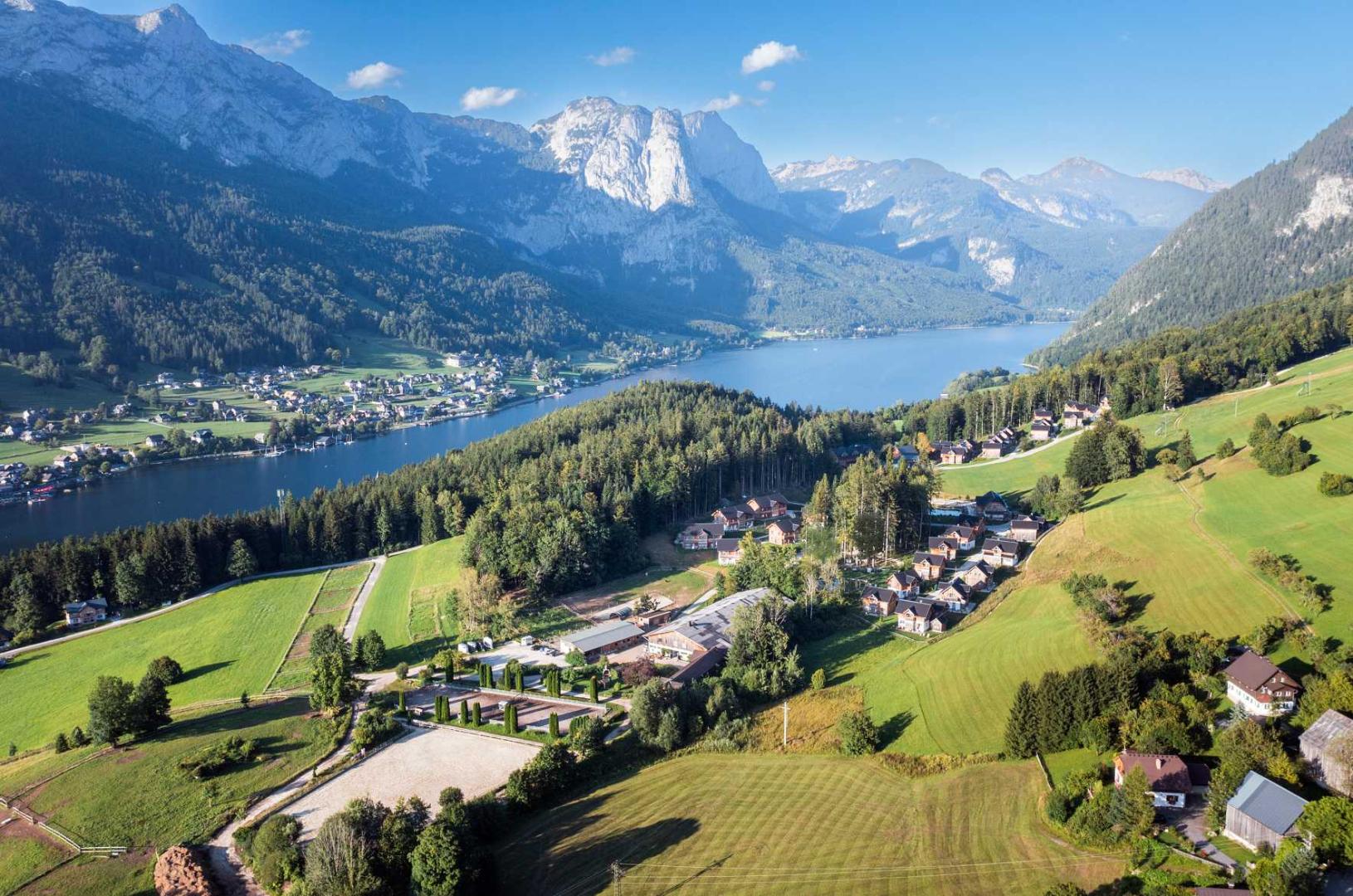 Preview photo. The image is connected to the amazing place. The image is part of the photo-gallery of the amazing place.