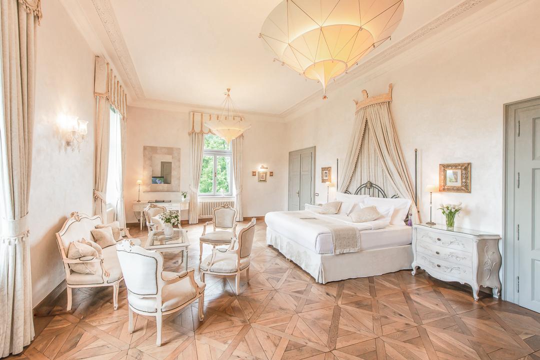 Preview photo. The image is connected to the amazing place. The image is part of the photo-gallery of the amazing place.