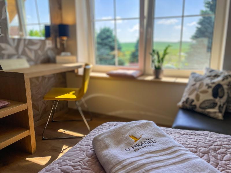 Preview photo for a room. The image is connected to the amazing place.