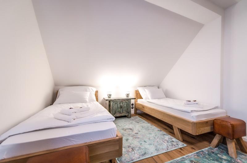 Preview photo for a room. The image is connected to the amazing place.