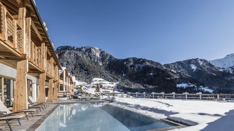 Preview photo for an amazing place. The image is connected to the given place.