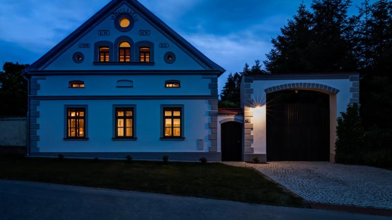 Preview photo for an amazing place. The image is connected to the given place.