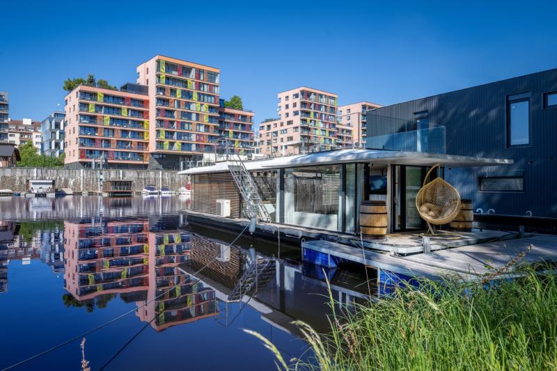 Preview photo for an amazing place. The image is connected to the given place.