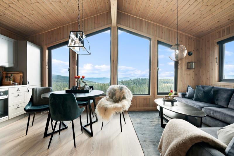 Preview photo for an amazing place. The image is connected to the given place.