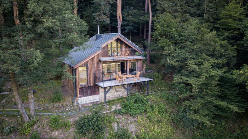 Preview photo for an amazing place. The image is connected to the given place.