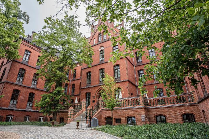 Preview photo for an amazing place. The image is connected to the given place.