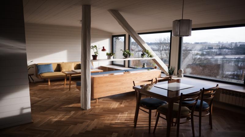 Preview photo for an amazing place. The image is connected to the given place.