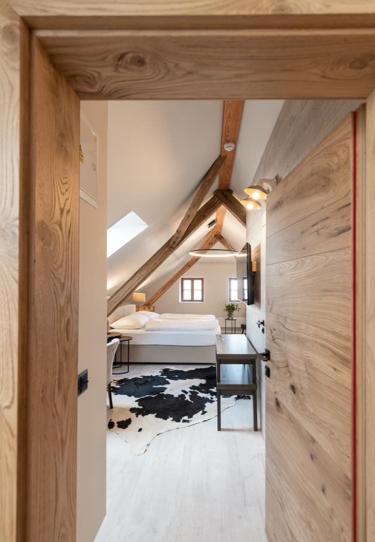 Preview photo. The image is connected to the amazing place. The image is part of the photo-gallery of the amazing place.