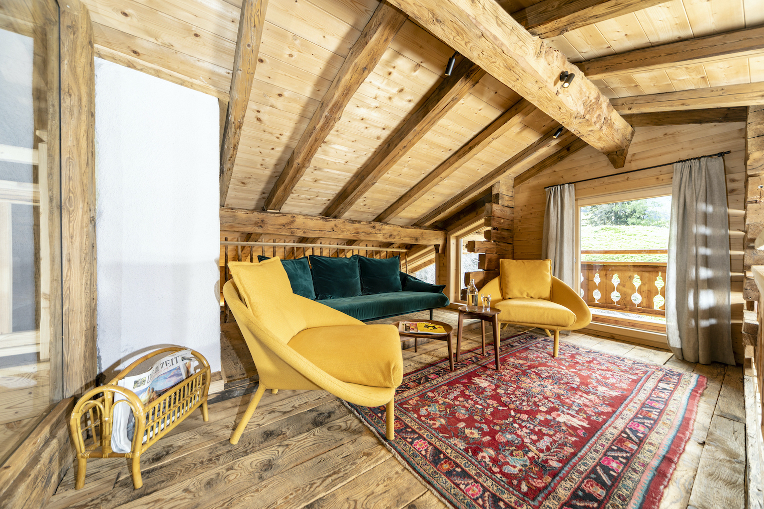 Preview photo. The image is connected to the amazing place. The image is part of the photo-gallery of the amazing place.