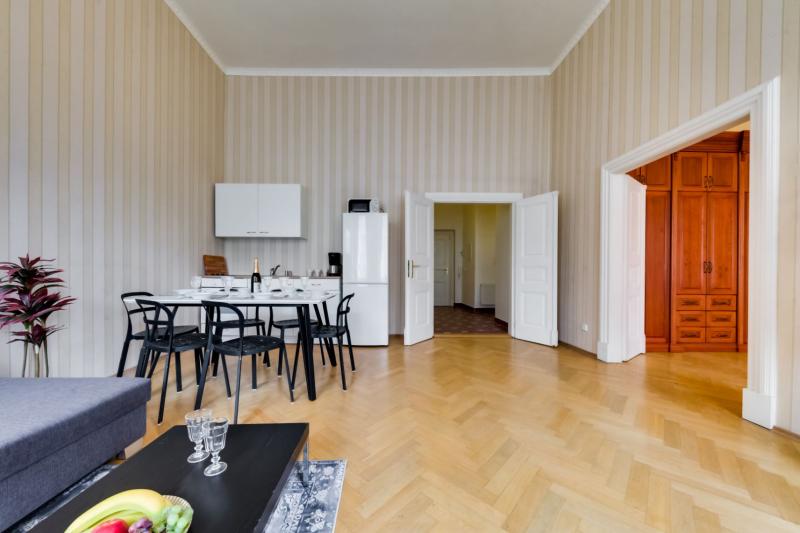 3 BR Baroque Apartment next to Charles Bridge – in the building protected by UNESCO  -23