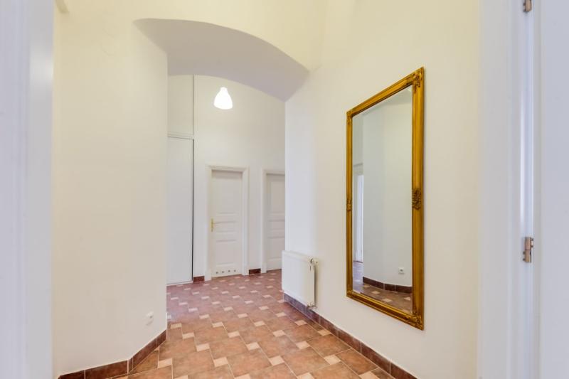 3 BR Baroque Apartment next to Charles Bridge – in the building protected by UNESCO  -24