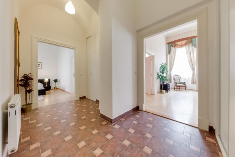 3 BR Baroque Apartment next to Charles Bridge – in the building protected by UNESCO  -26