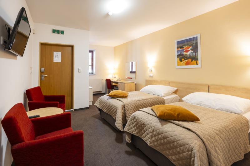 Hotel Chvalská Tvrz-3