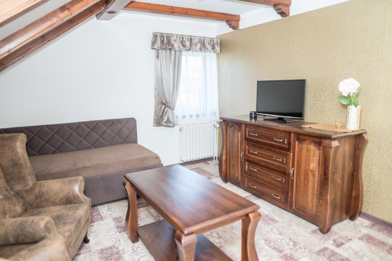 Dvoulůžkový pokoj s manželskou postelí LUX-3